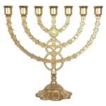 Candelabro Menorah Dourado Grande